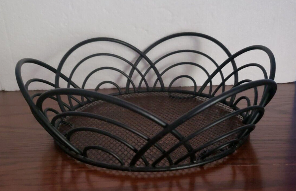 BASKET ~ BLACK WIRE ROUND BASKET WITH WIRE MESH BOTTOM ~ 9 1/2" Wide