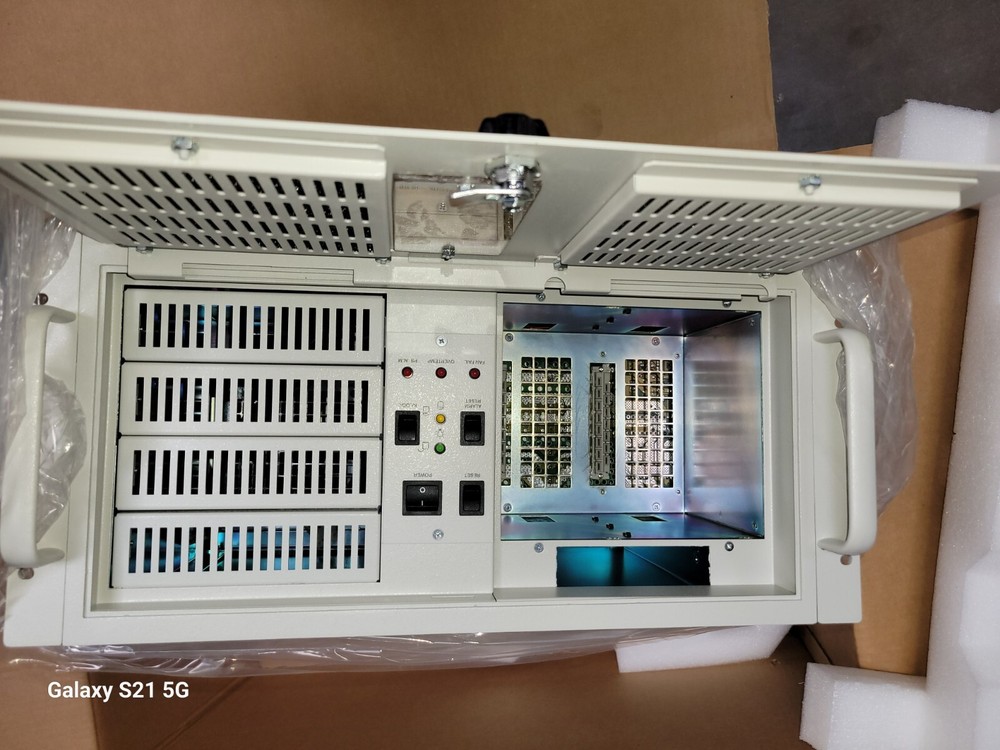 Appro MER 5520HT -1 5U RACKMOUNT BEIGE NEW OPEN
