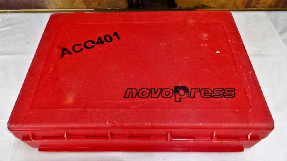 ACO401 Battery Pressing Tool with Case.