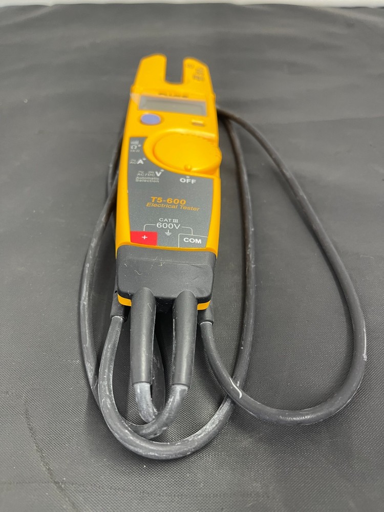Fluke T5-600 Electrical Voltmeter, Continuity and Current Tester - Open Box