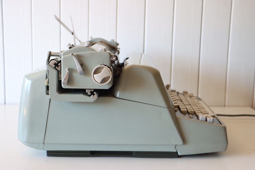 Hermes Ambassador Electric Typewriter
