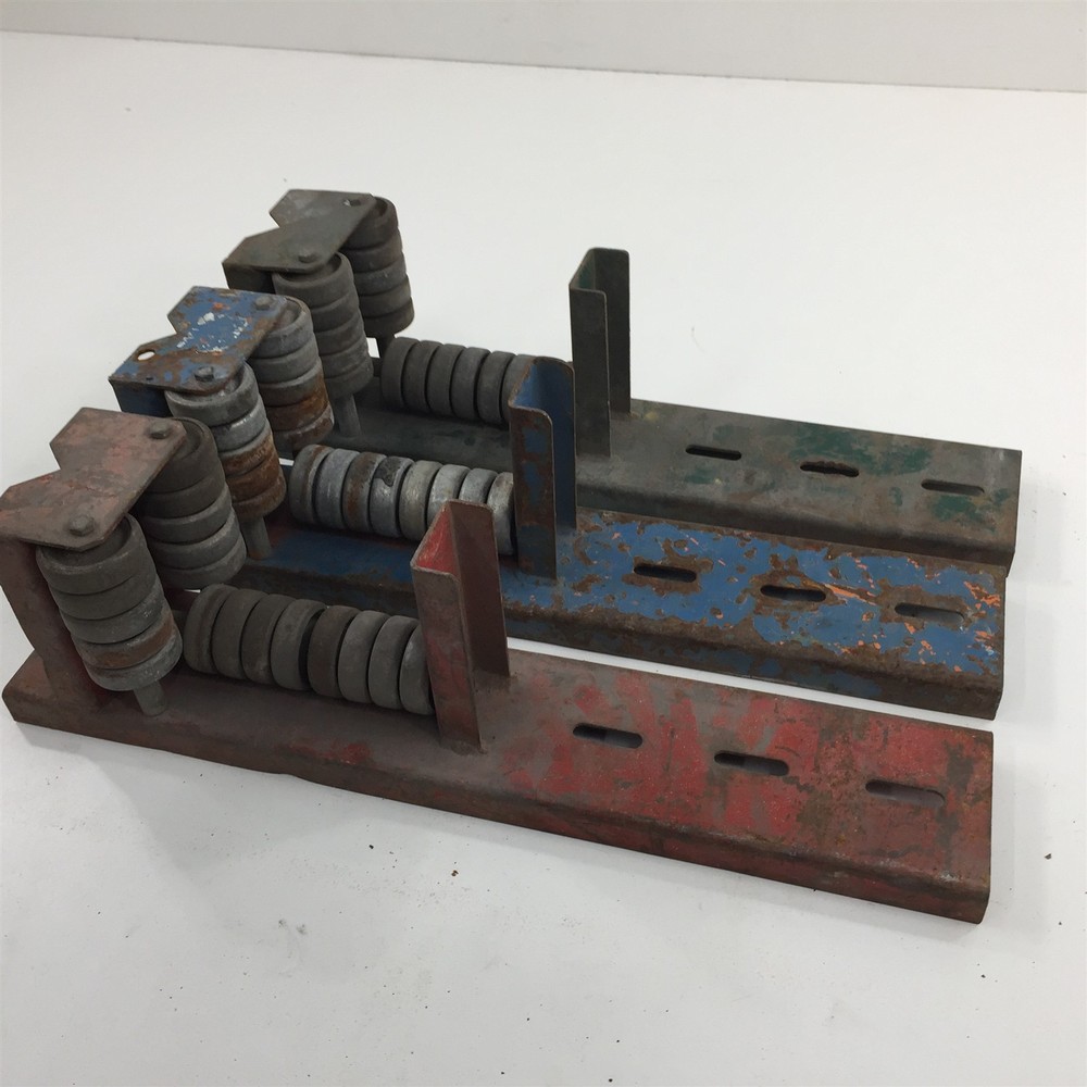 (1) Greenlee 2018-R Radius Cable Roller 21"