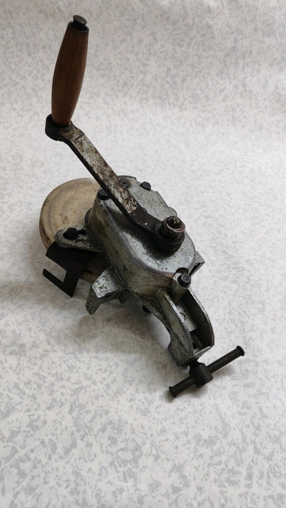 manual sharpening machine