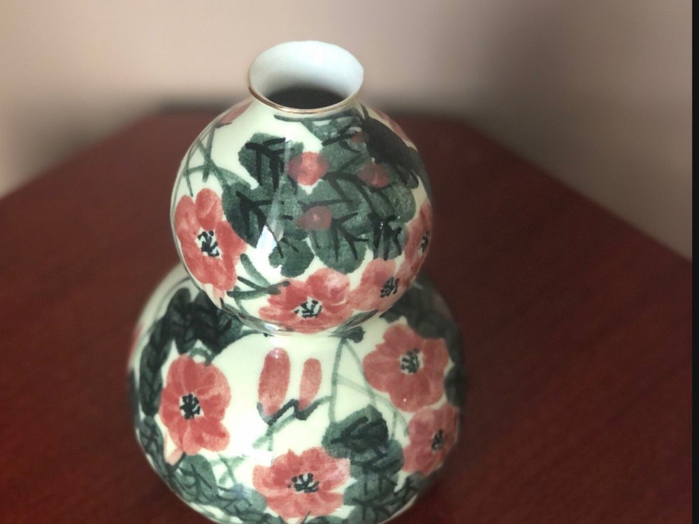 Oriental Porcelain Vase for Decoration