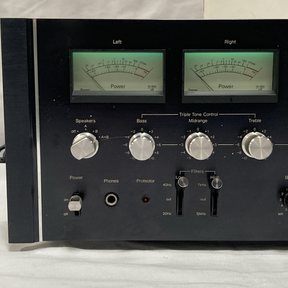 Sansui AU-20000 integrated Amplifier Works Great - Read Description & View Video