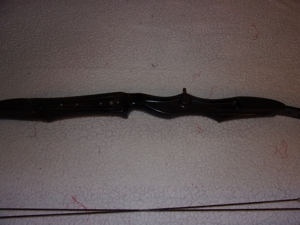 Vintage Ben Pearson Compound Bow