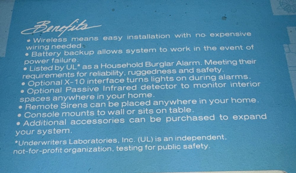 Amway Amgard E-8079 Complete Wireless Security Alarm System 6 Extra Transmitter