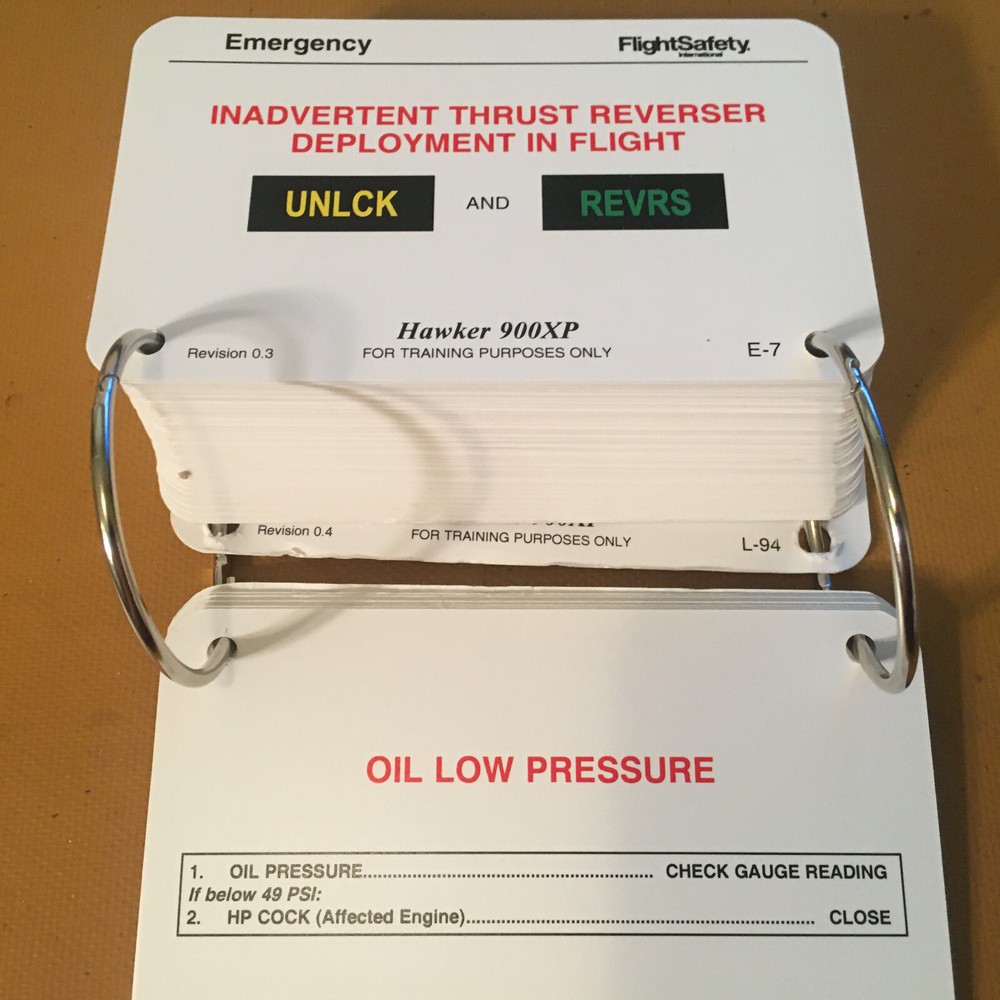 FlightSafety Hawker 900XP Memory Flash Cards