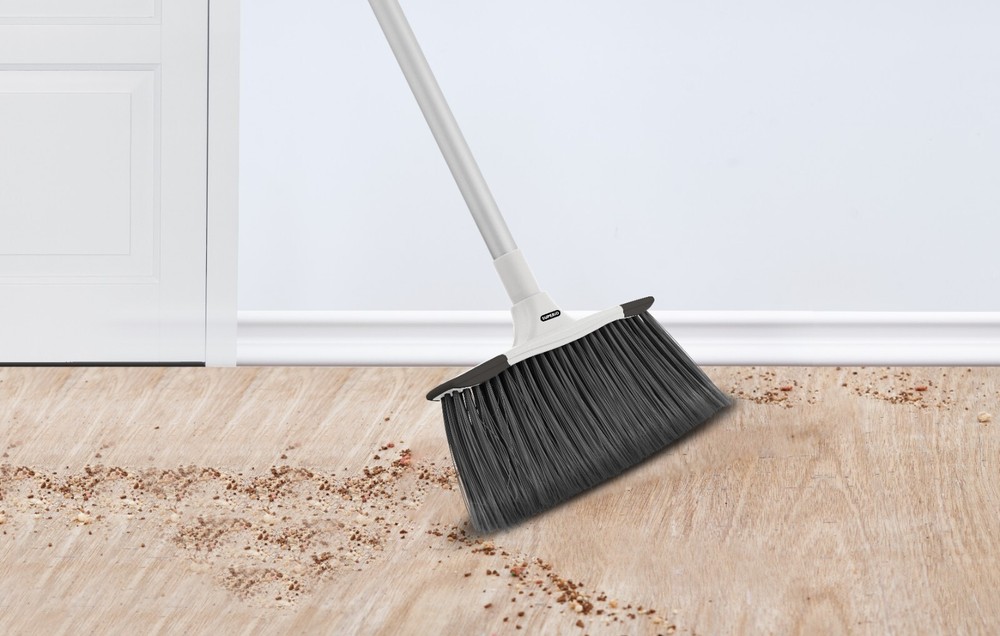 Superio Slim Angle Broom with Dustpan with Extendable Handle 53" Long