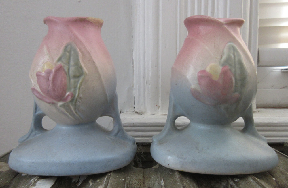 Pair Of Hull Candlesticks-Magnolia Pattern