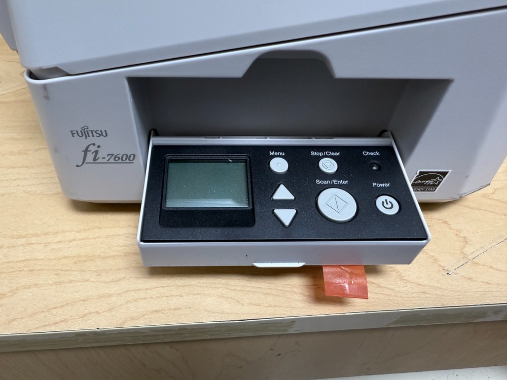 Fujitsu fi-7600 Duplex Sheetfed Document Scanner MISSING TRAY works perfect!