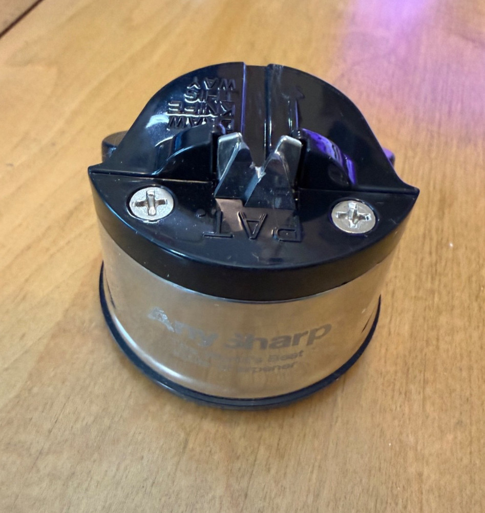 AnySharp Knife Sharpener with PowerGrip - silver