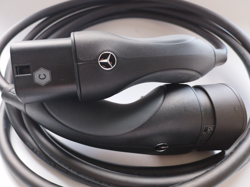 Original Mercedes Benz GLE 350de Charging Cable