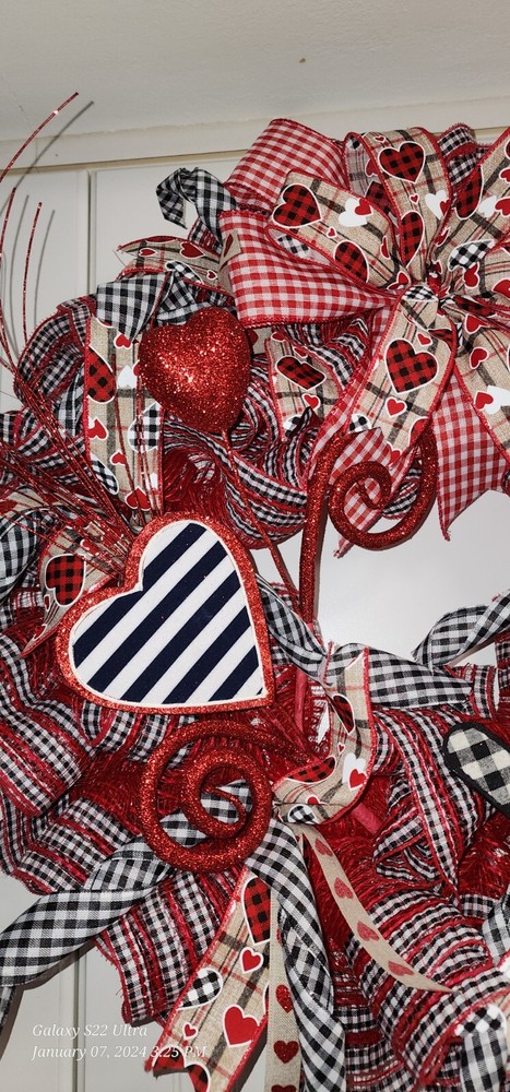 Valentine's Day Xoxo Wreath