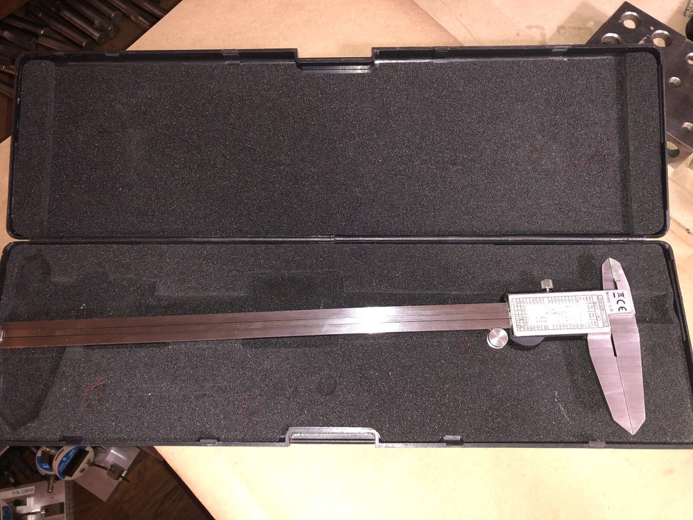 ELECTRONIC DIGITAL CALIPER 0-300MM INCH & MM