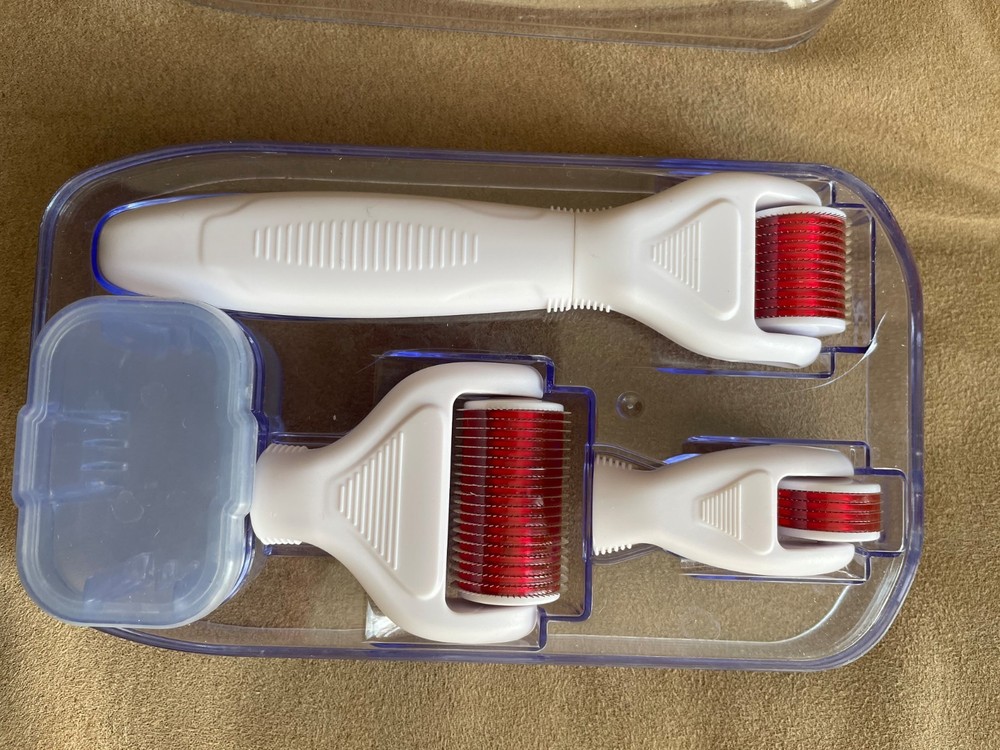 Collagen Stimulation Microneedling Rollers 4 IN 1 Dermaroller