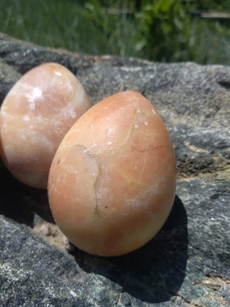 MATTE Peach Cream Marble Stone Egg Easter Orange