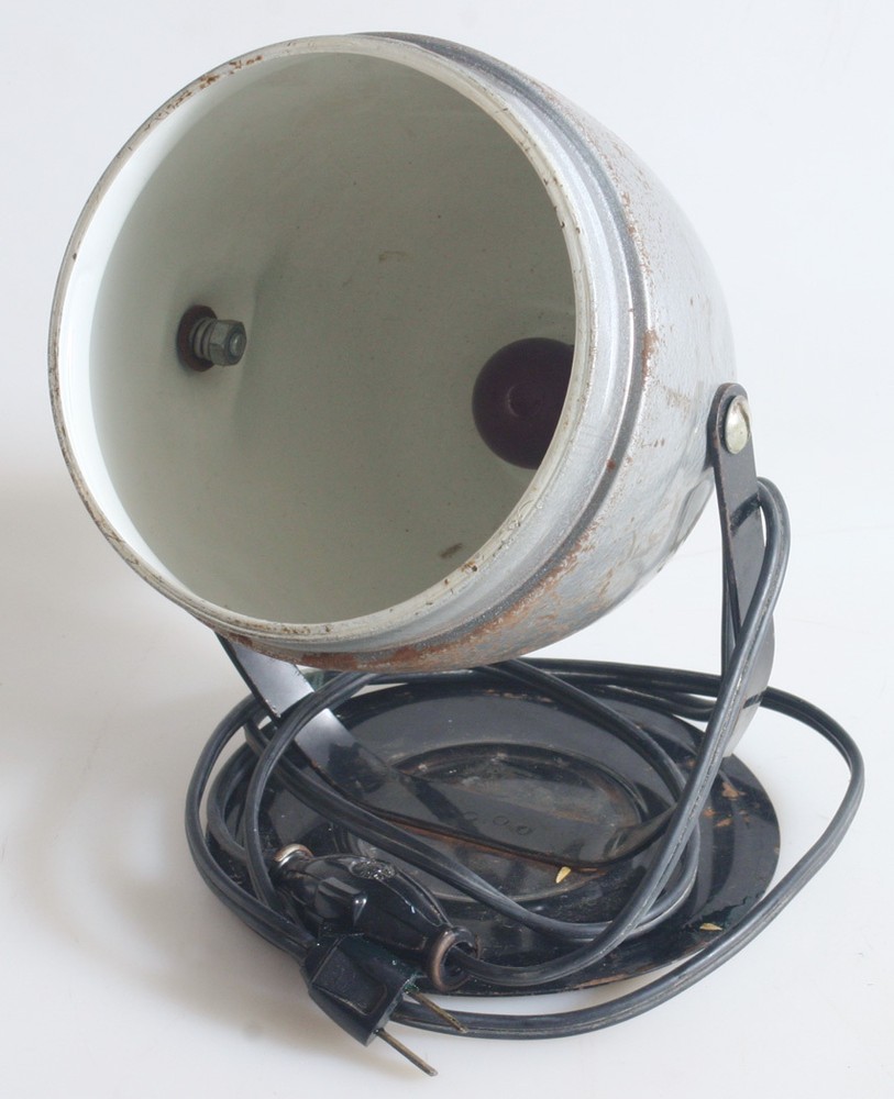 KODAK SAFELIGHT WITH WORKING BULB