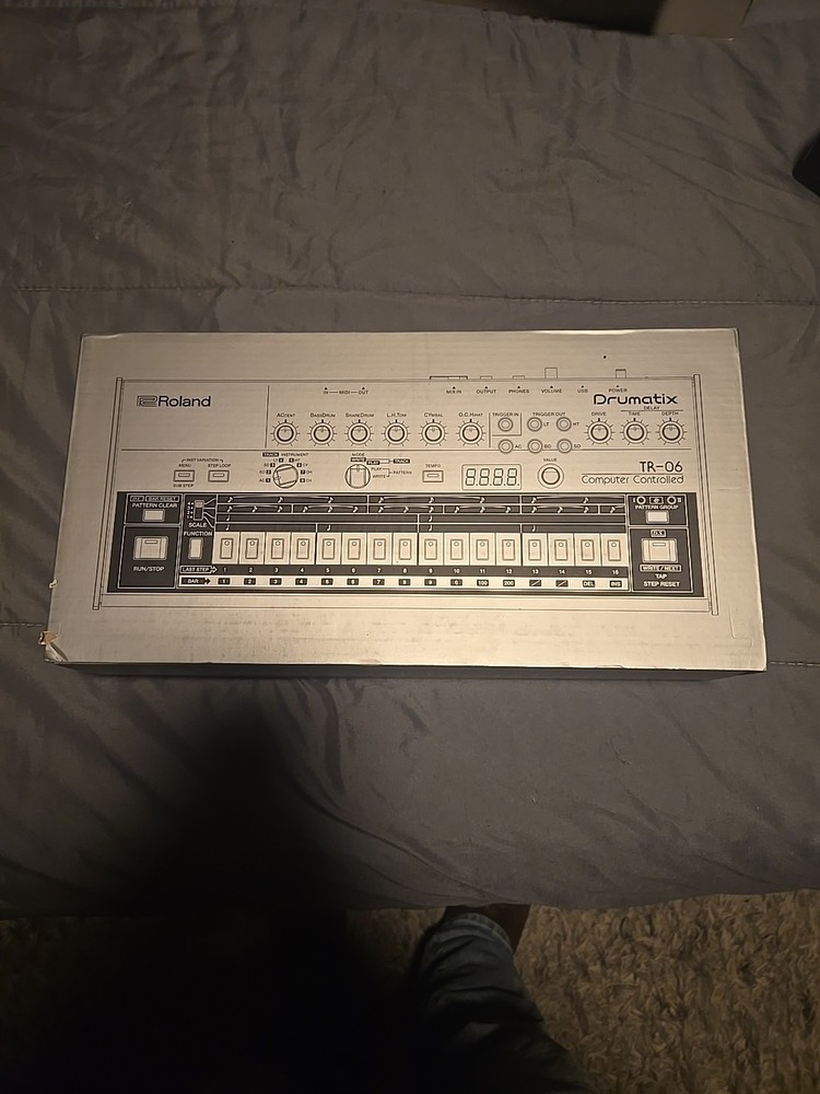 Roland TR-06 Drumatix Drum Machine Computer Controlled 32 Rhythm Patterns