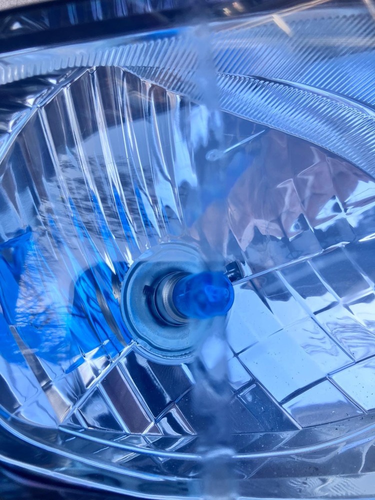 HONDA CBR125R 2001-2007 headlights DAMAGED