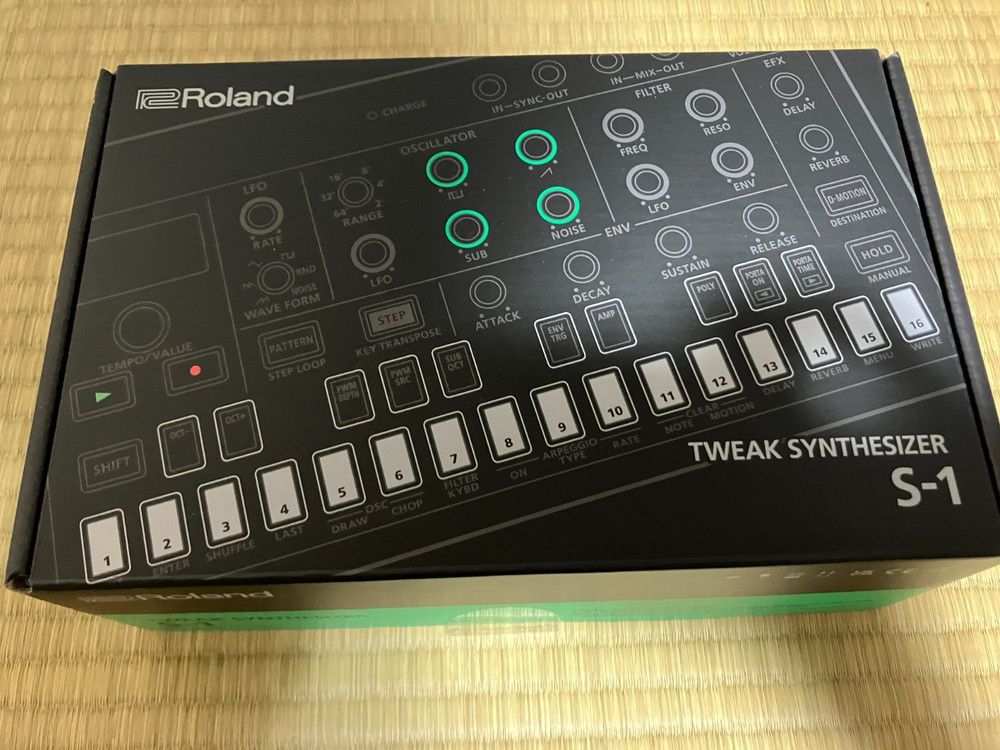 Roland S-1 Tweak Synth Compact Polyphonic Sound Module Synthesizer