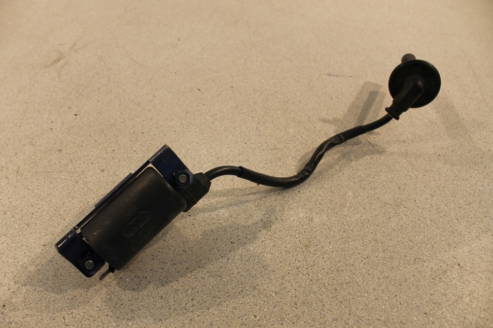 1992 Honda Interceptor 750 VFR750F IGNITION COIL SPARK PLUG CAP WIRE BOOT VFR 92