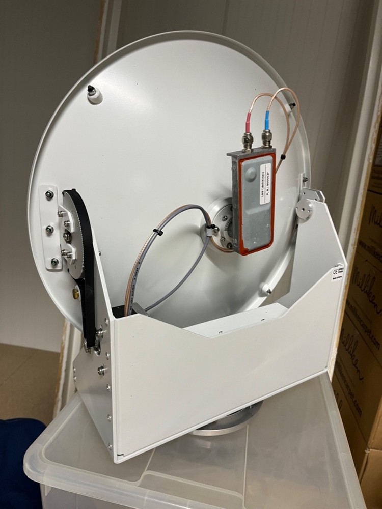 Raymarine Satelite Dish