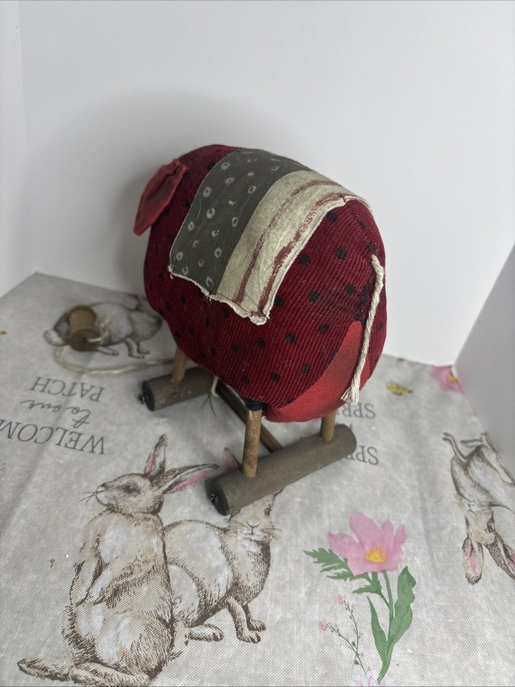 August Moon- Lang Primative Pig Pull Toy