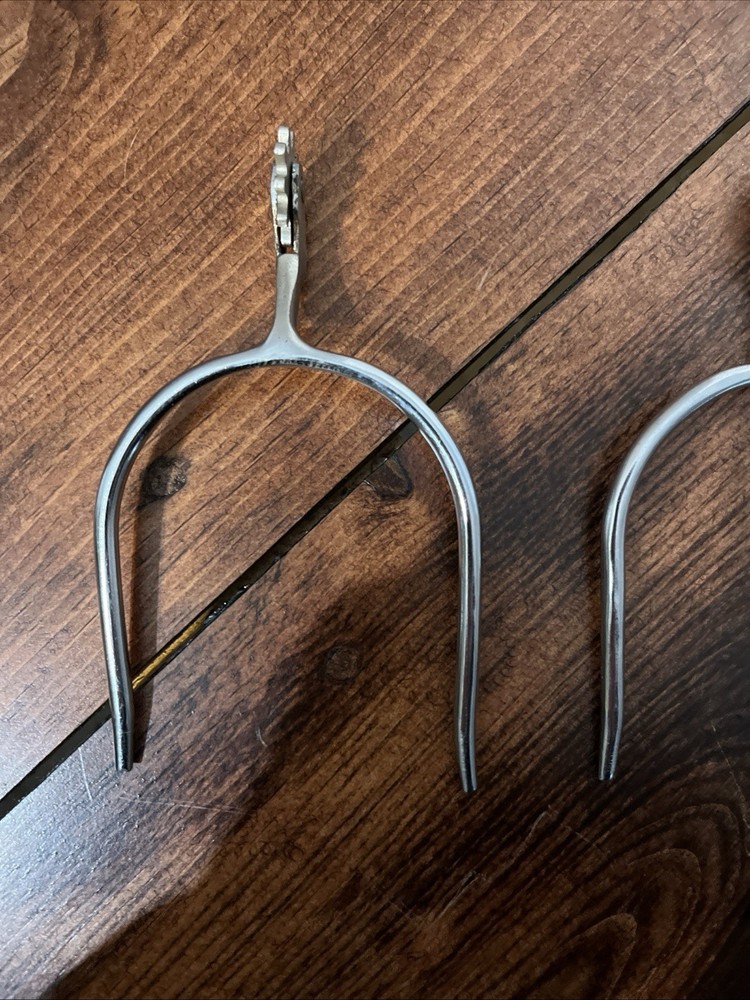 Slip On Spurs