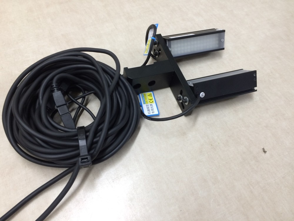 CST Analog Lighting Controller APS Series with Lights