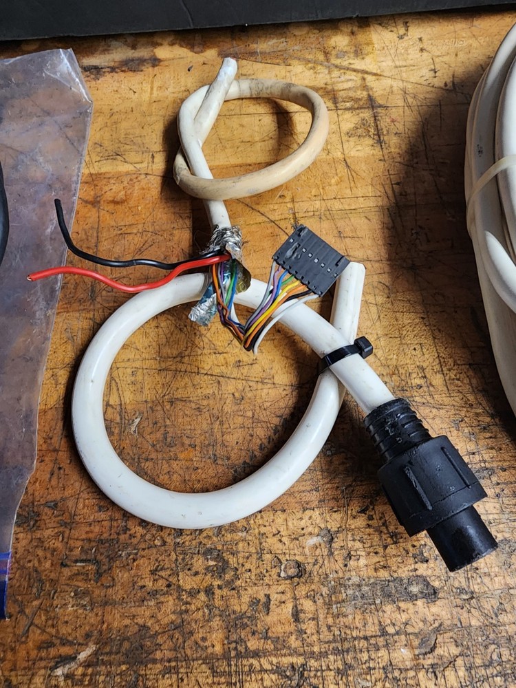 RAYMARINE radar cable 50 FT includes extra connectors, power cable