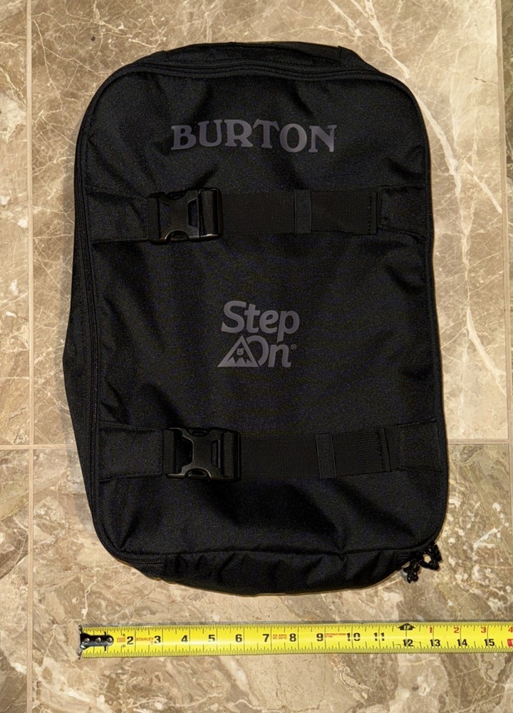 Burton STEP ON Snowboard Backpack Bag / Black / Waterproof / Padded / M Used