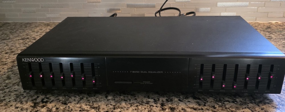 Kenwood KE-205 7-Band Dual Stack Stereo Equalizer POWERS TESTED ONLY