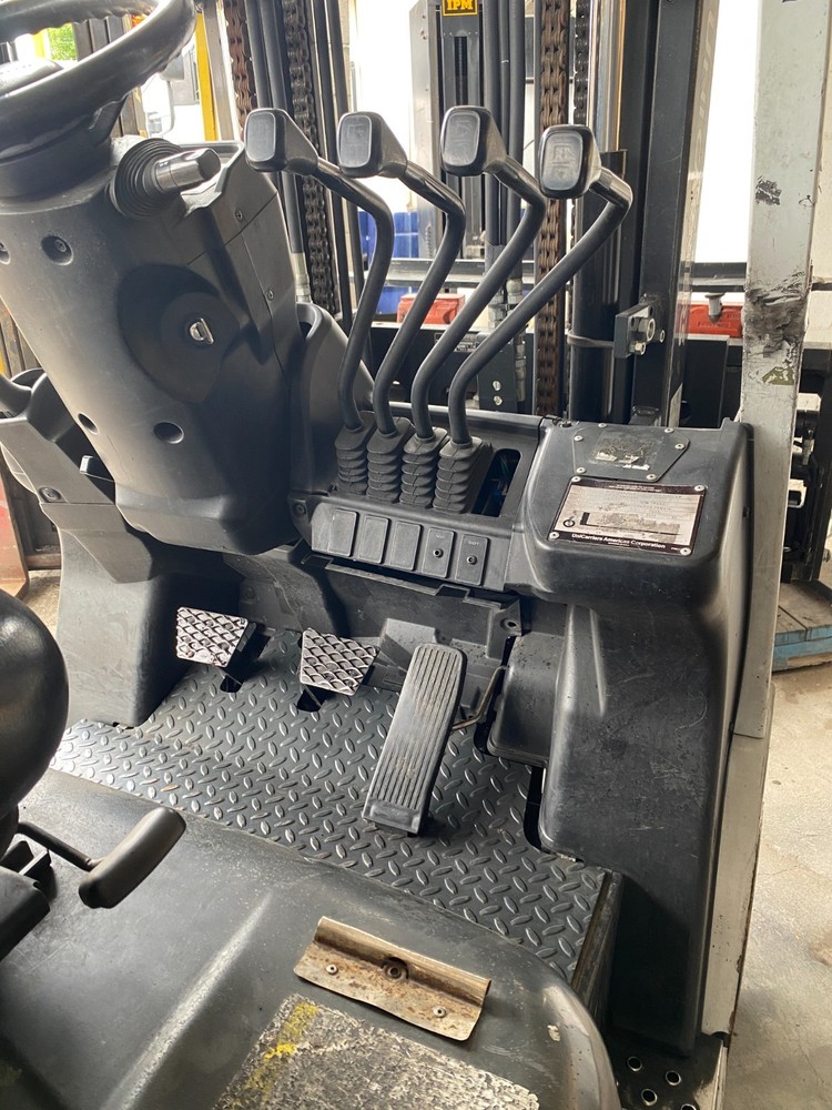 2015 Nissan Forklift Unicarriers MCP1F2