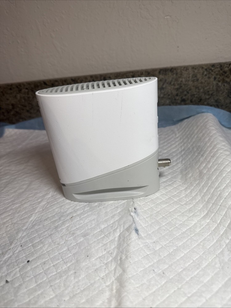 ARRIS S33v2 SURFboard DOCSIS 3.1 cable modem No Cable