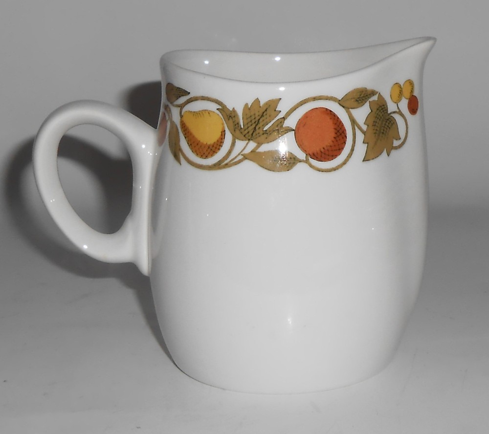 Franciscan Pottery Pickwick Creamer Mint