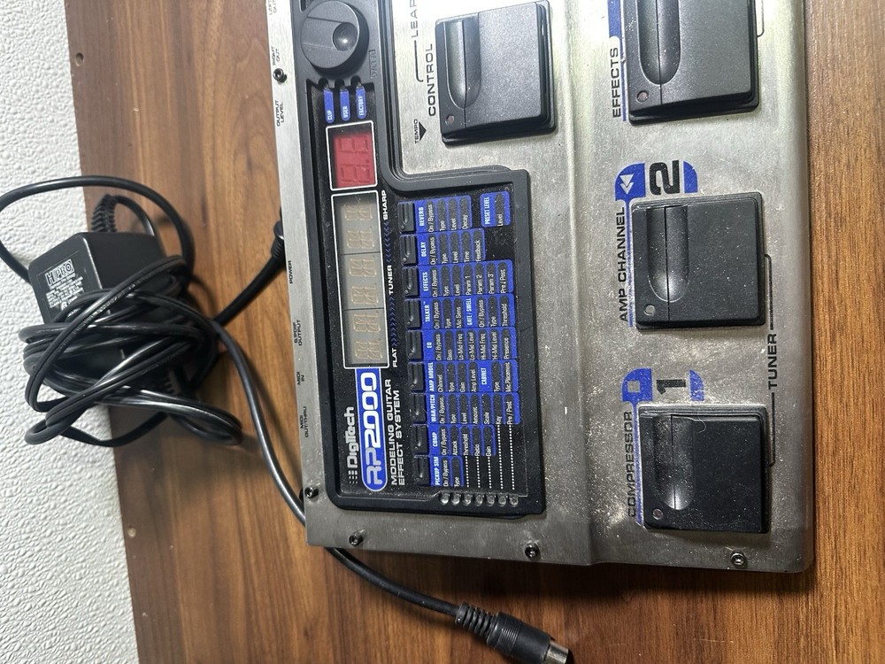 Digitech RP2000 Modeling Guitar Effect System Console FOR PARTS ONLY