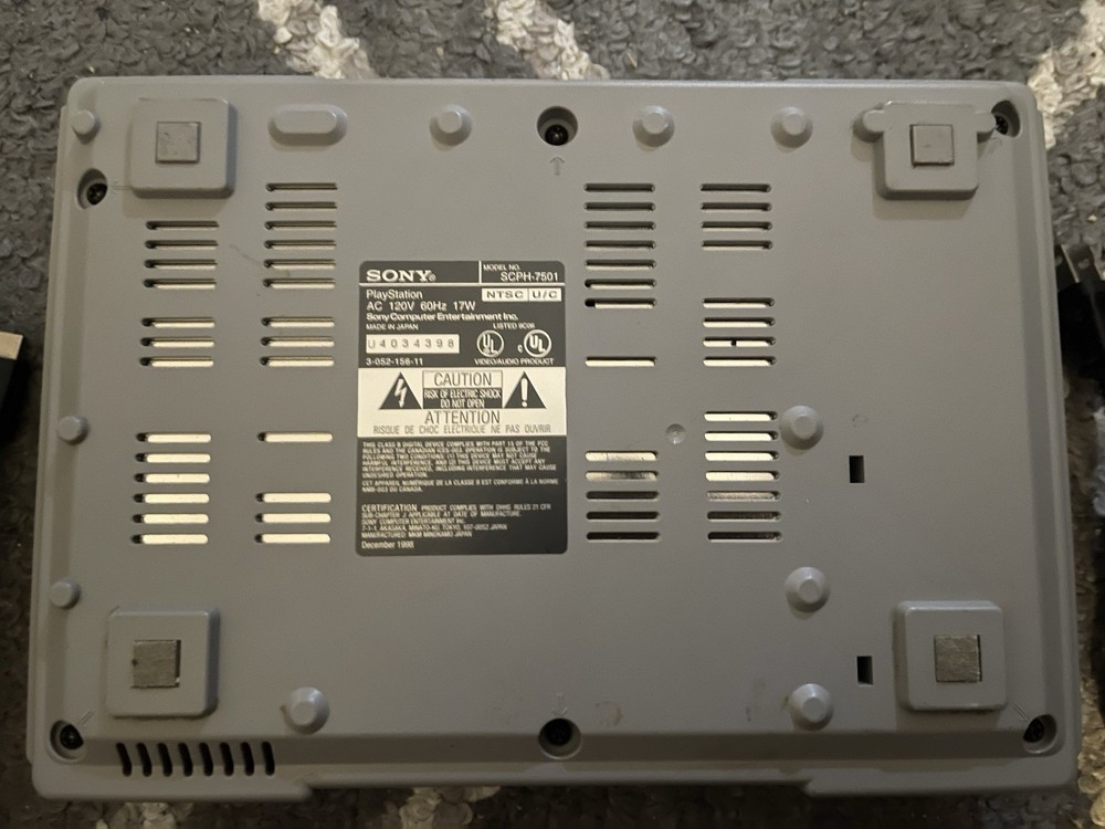 Sony PS1 Bundle (PlayStation 1)