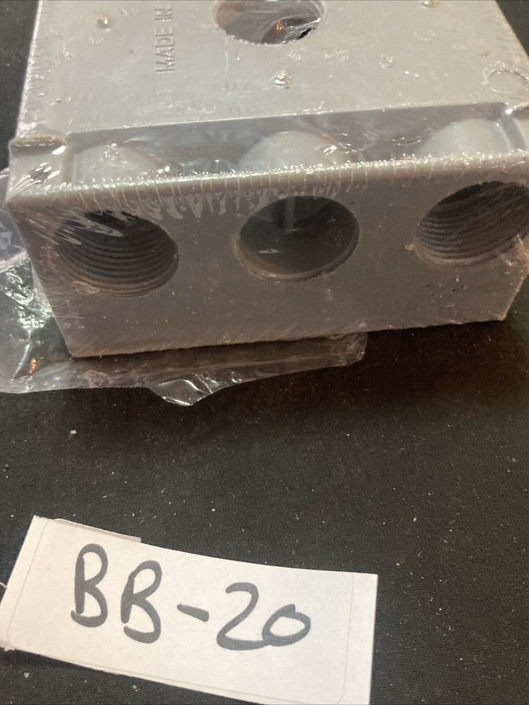 GDC 93C6 2-Gang Outlet Box See Notes