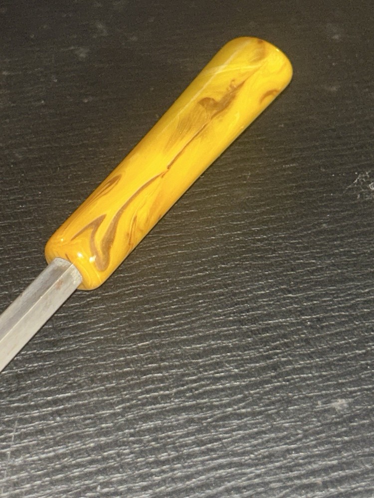 Vintage Tracing Wheel Bakelite Butterscotch Handle Sewing Pattern Tool