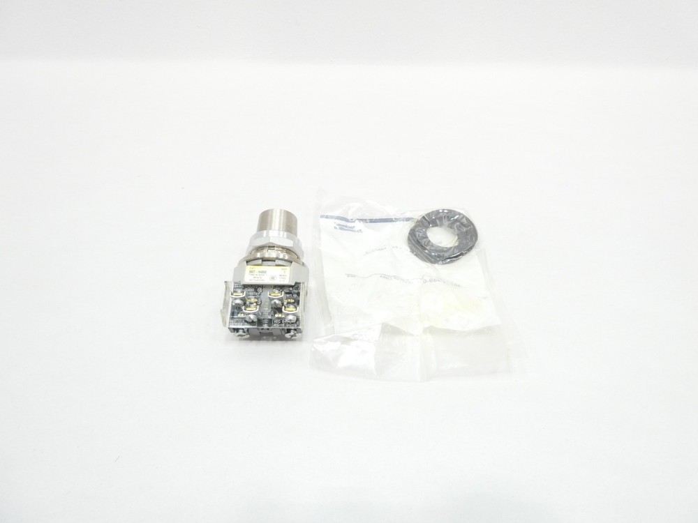 Allen Bradley 800T-H4808A 2 Pos Selector Switch