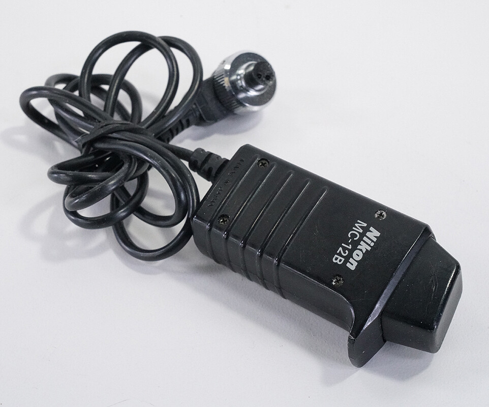 NIKON REMOTE RELEASE MC-12B/221637