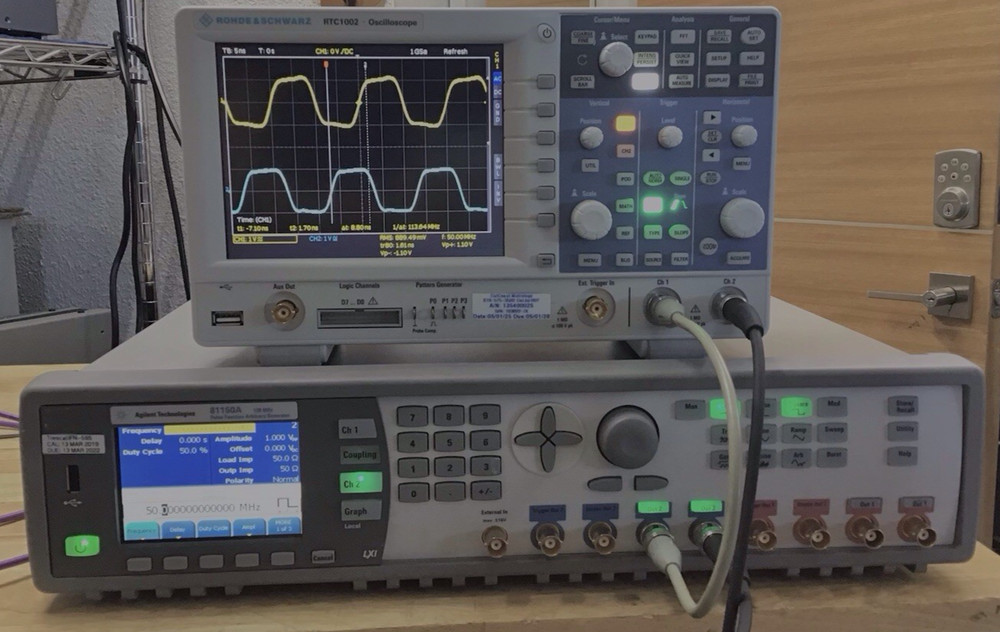 Agilent Keysight 81150A Pulse Function Arbitrary Generator w/Opt. 2 CHANNEL!