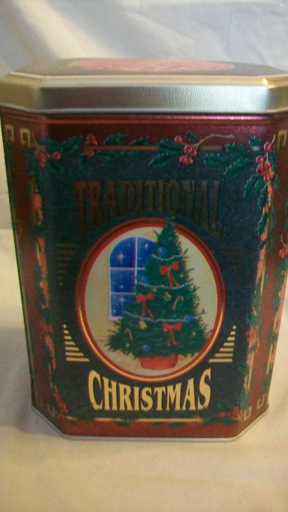 DECORATIVE METAL TIN, TRADITIONAL CHRISTMAS TREE