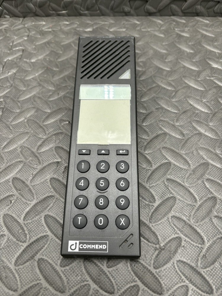 COMMEND 4-wire desktop station with 6-digit display, handset EE311AS.C