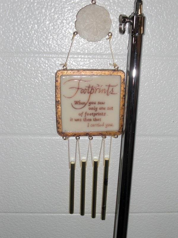 Footprints 11" Chimes ~ New
