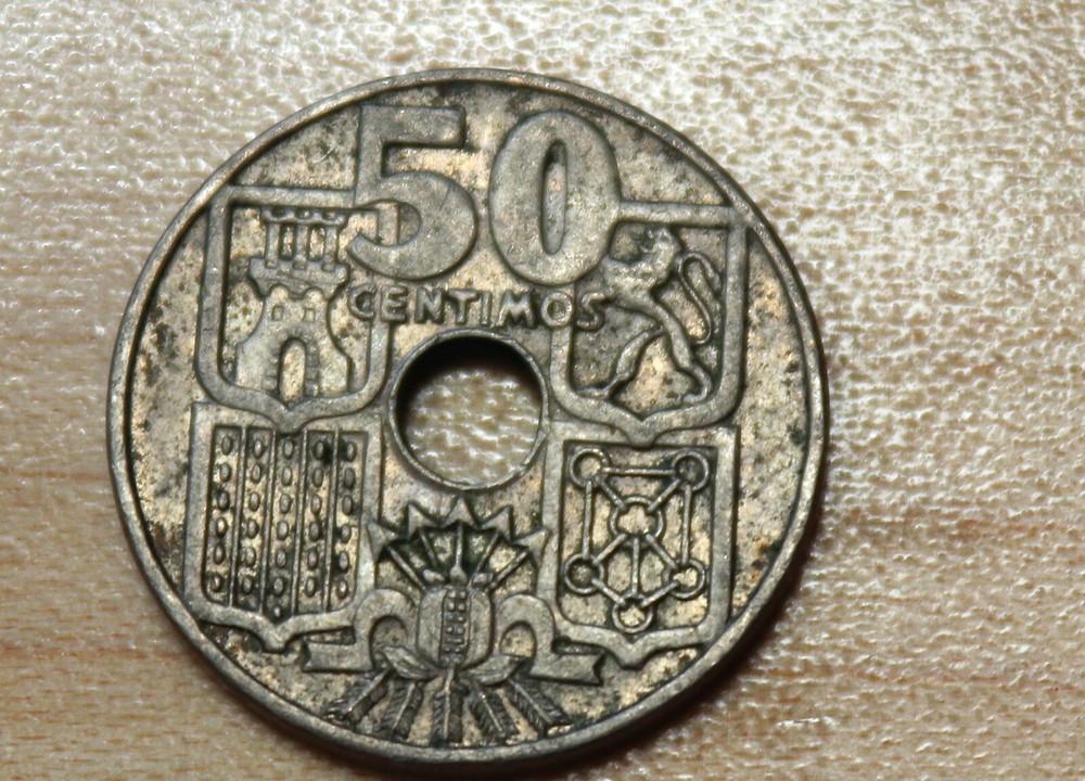1949 62 Spain 50 Centimos Anchor