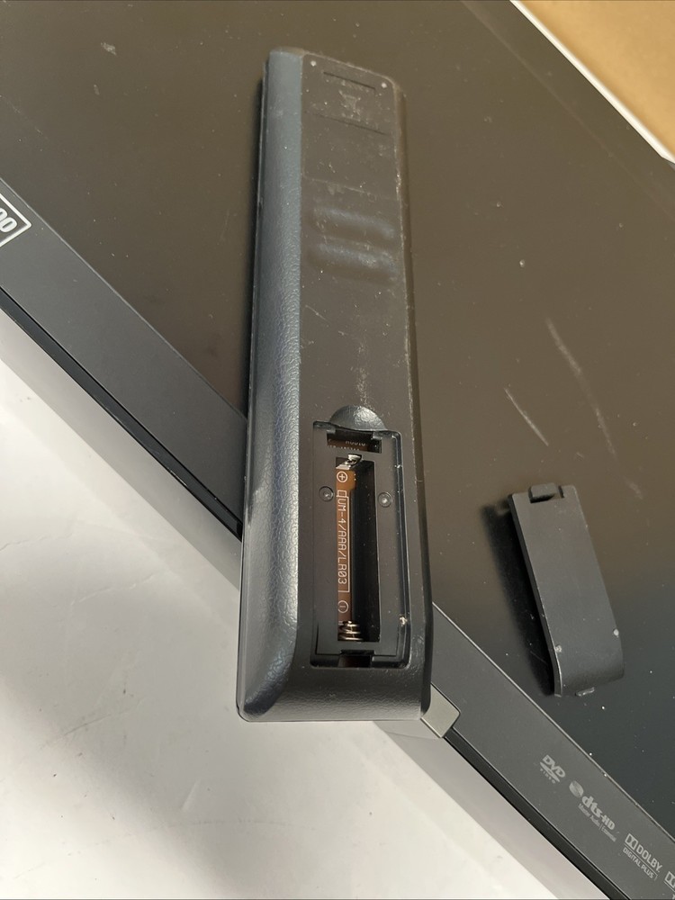 LG BD370 Blu-Ray Player | Remote Included