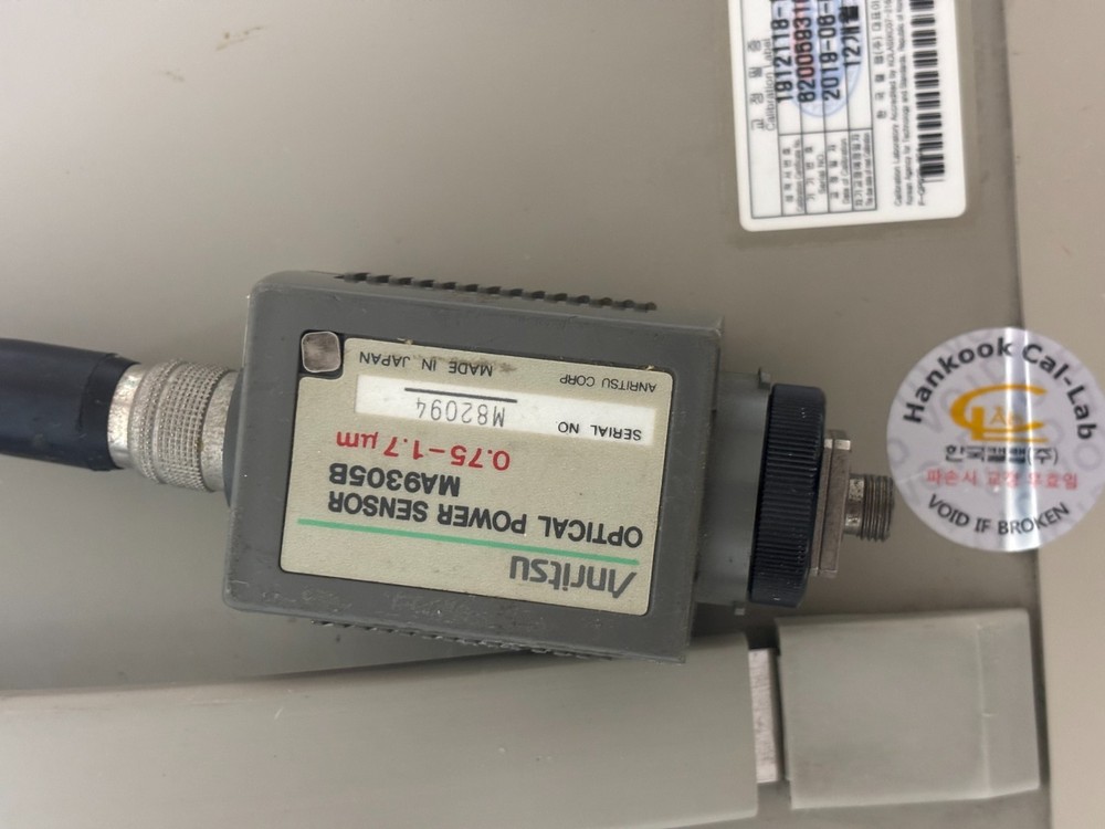 Anritus optical power meter ML9001A / MA9305B sensor