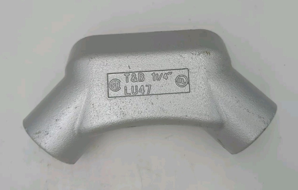 Thomas & Betts TU47 / TU 47 1-1/4" hub size New